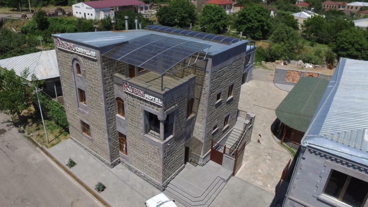 Rubin Hotel Goris Exterior photo
